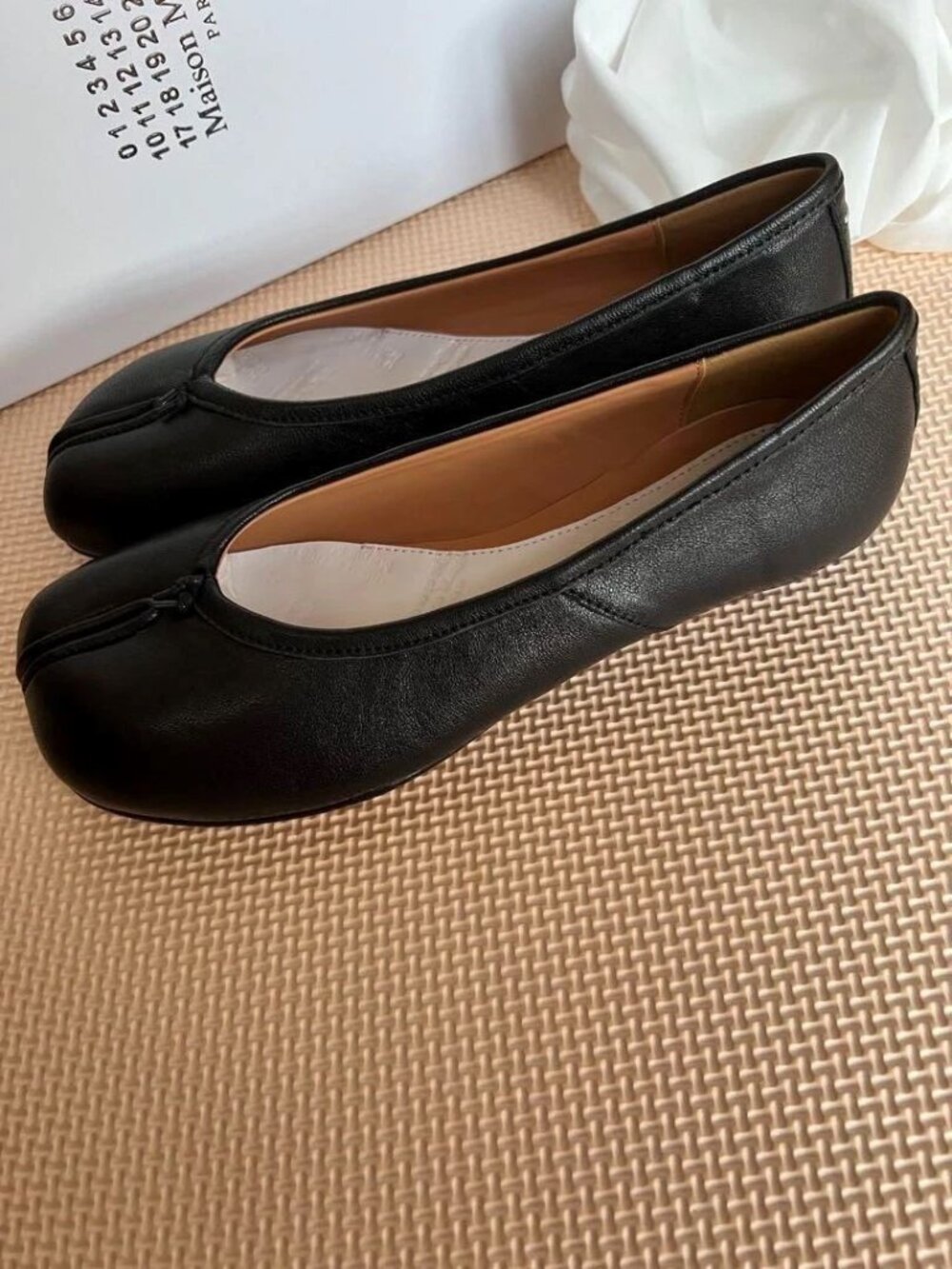 Maison Margiela Tabi Ballet Flats Shoes 39 25cm Split Toe Leather Japan good - Picture 3 of 7
